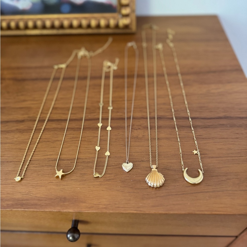 Elegant Gold Women's Jewelry Set